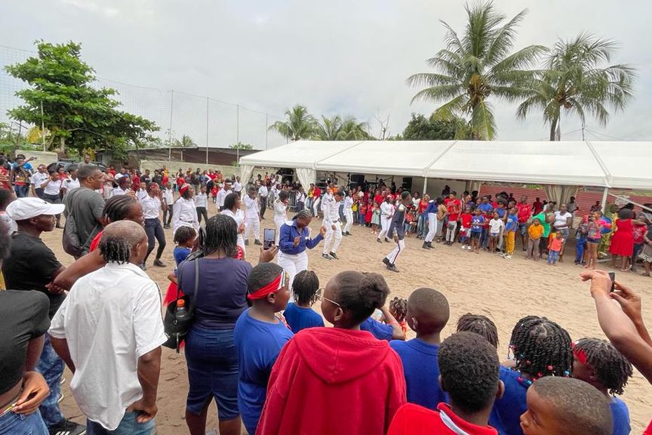 Fête du drapeau haïtien à Saint-Laurent-du-Maroni : un rendez-vous annuel devenu incontournable - French.HCNTimes.com