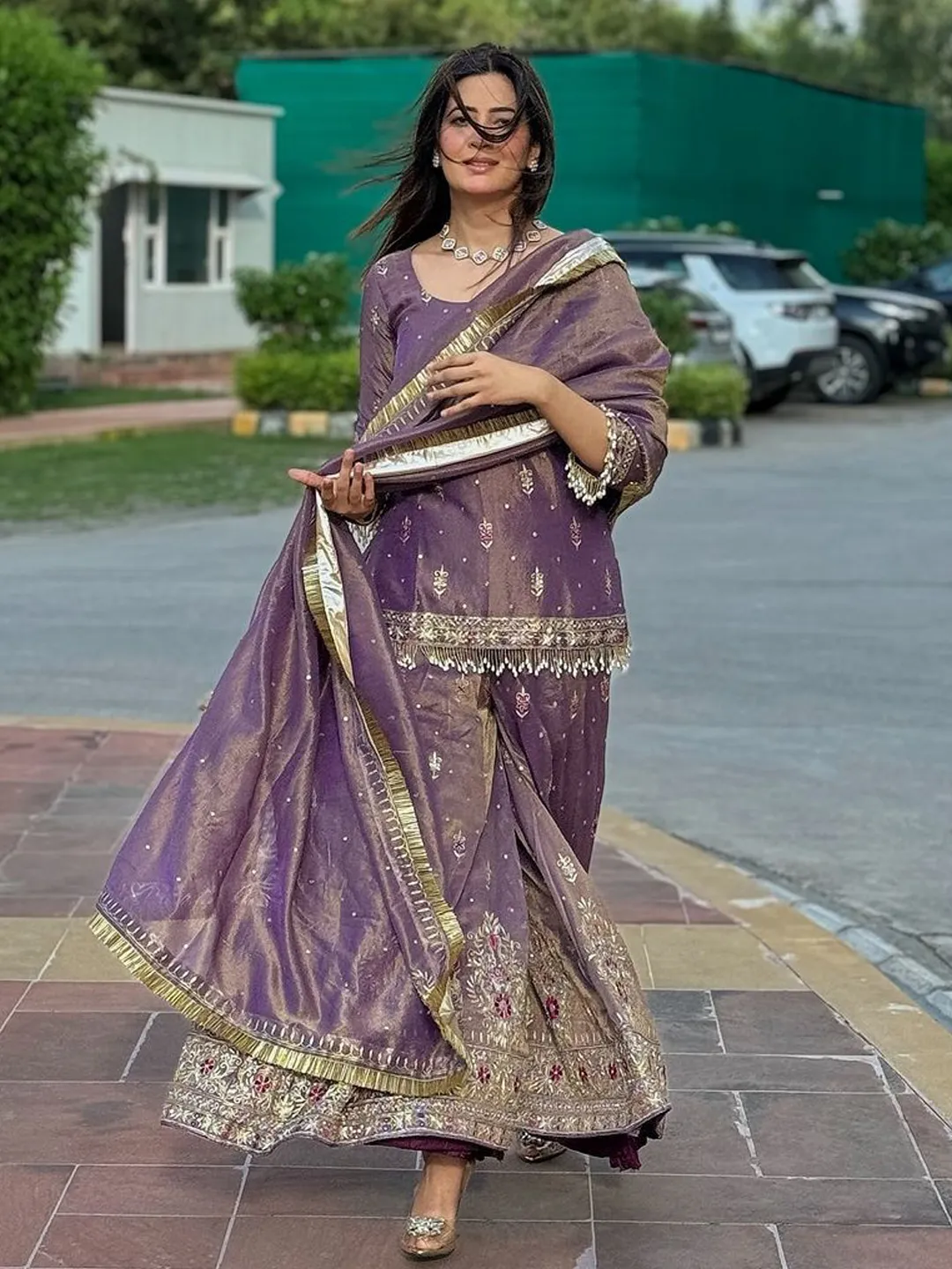 Grace Meets Glam: 7 Salwar Kammez Styles Ruling | Indian Wedding Saree