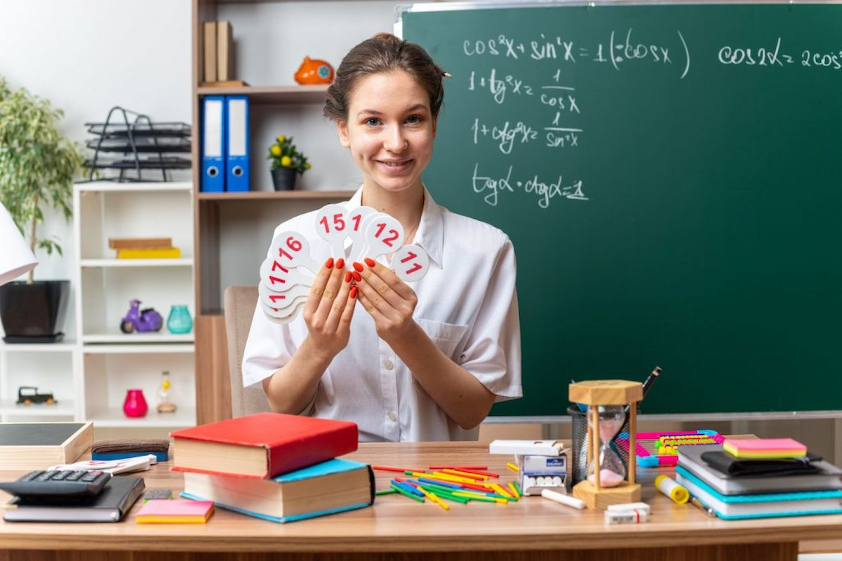 Teaching Aids: Core Uses, Benefits & Types – Urban Vibe 25